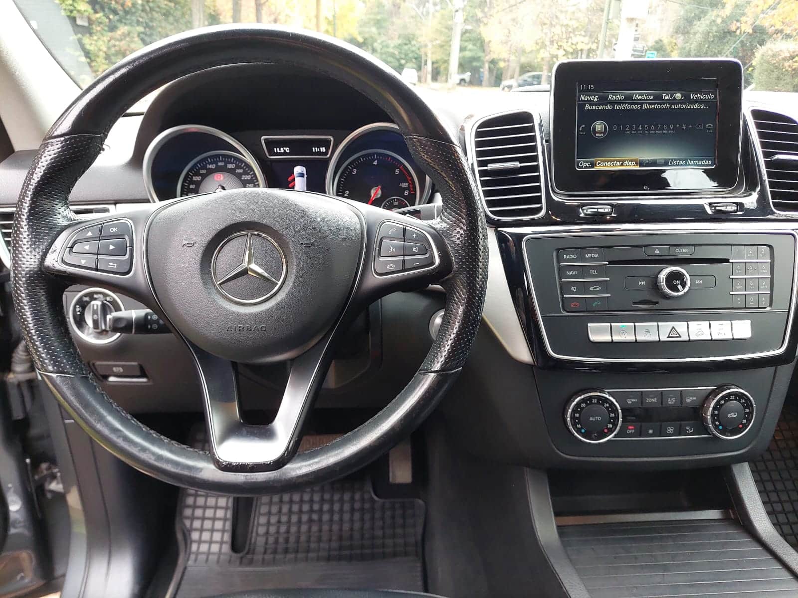 Mercedes-Benz Gle250 — foto 7 de 19