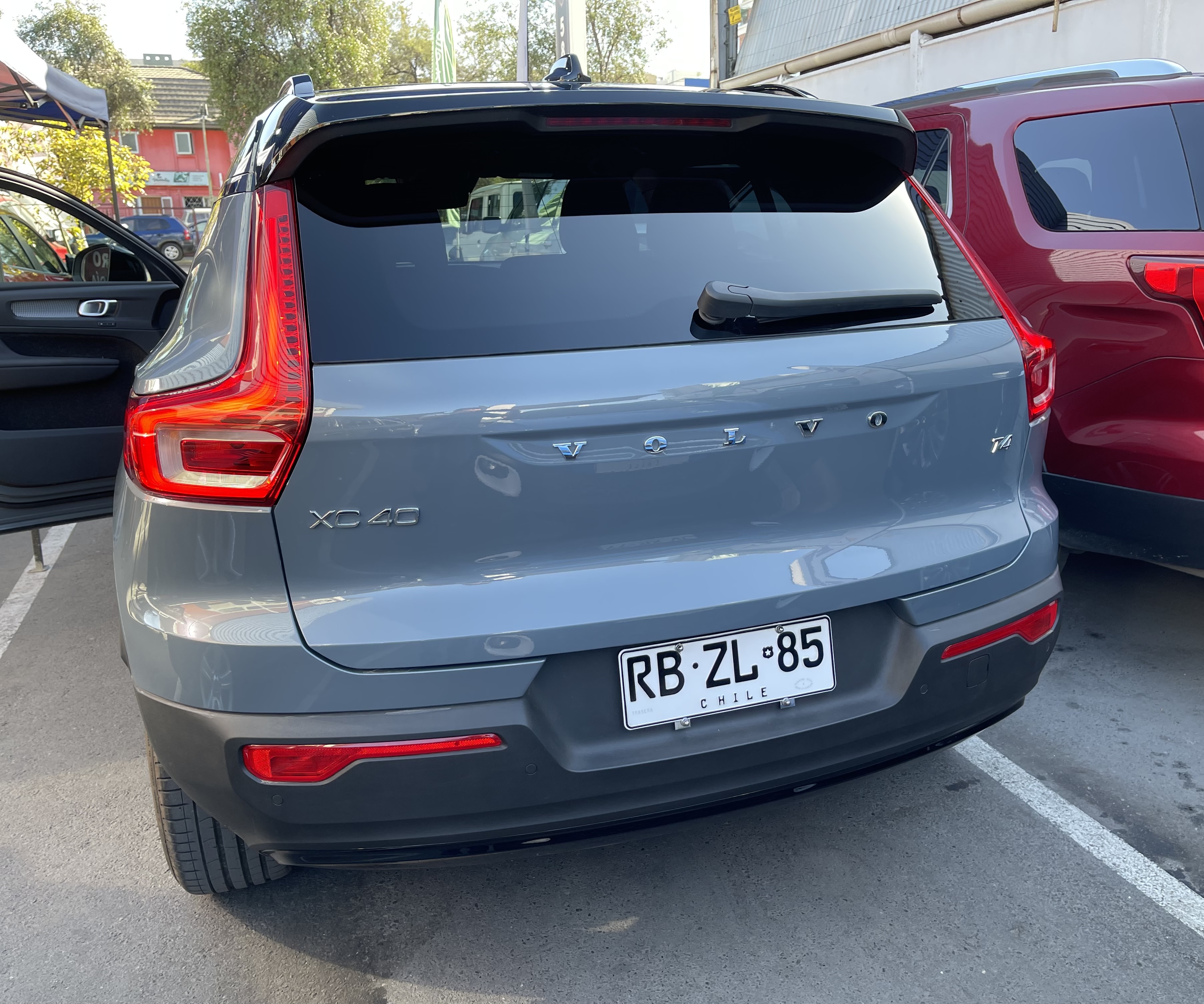 Volvo Xc40 — foto 3 de 12