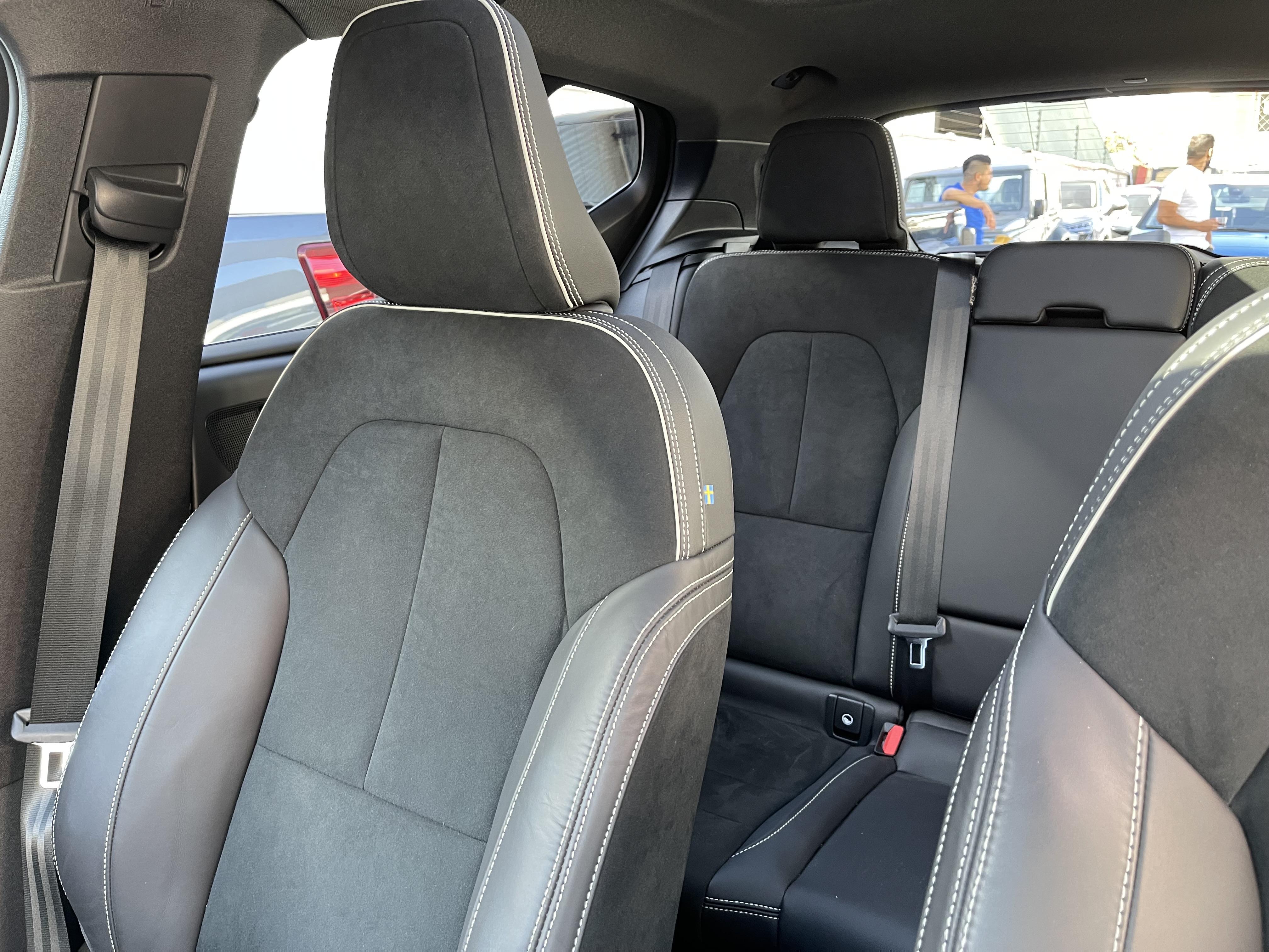 Volvo Xc40 — foto 11 de 12