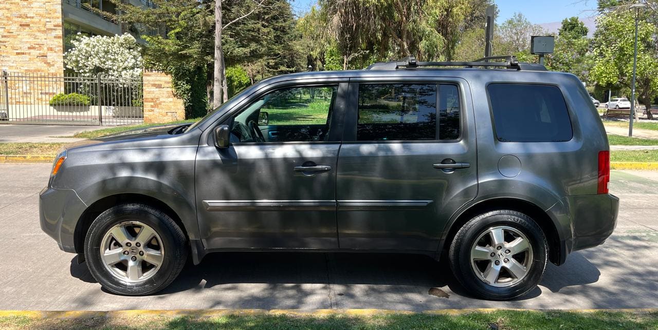 Honda Pilot — foto 14 de 15