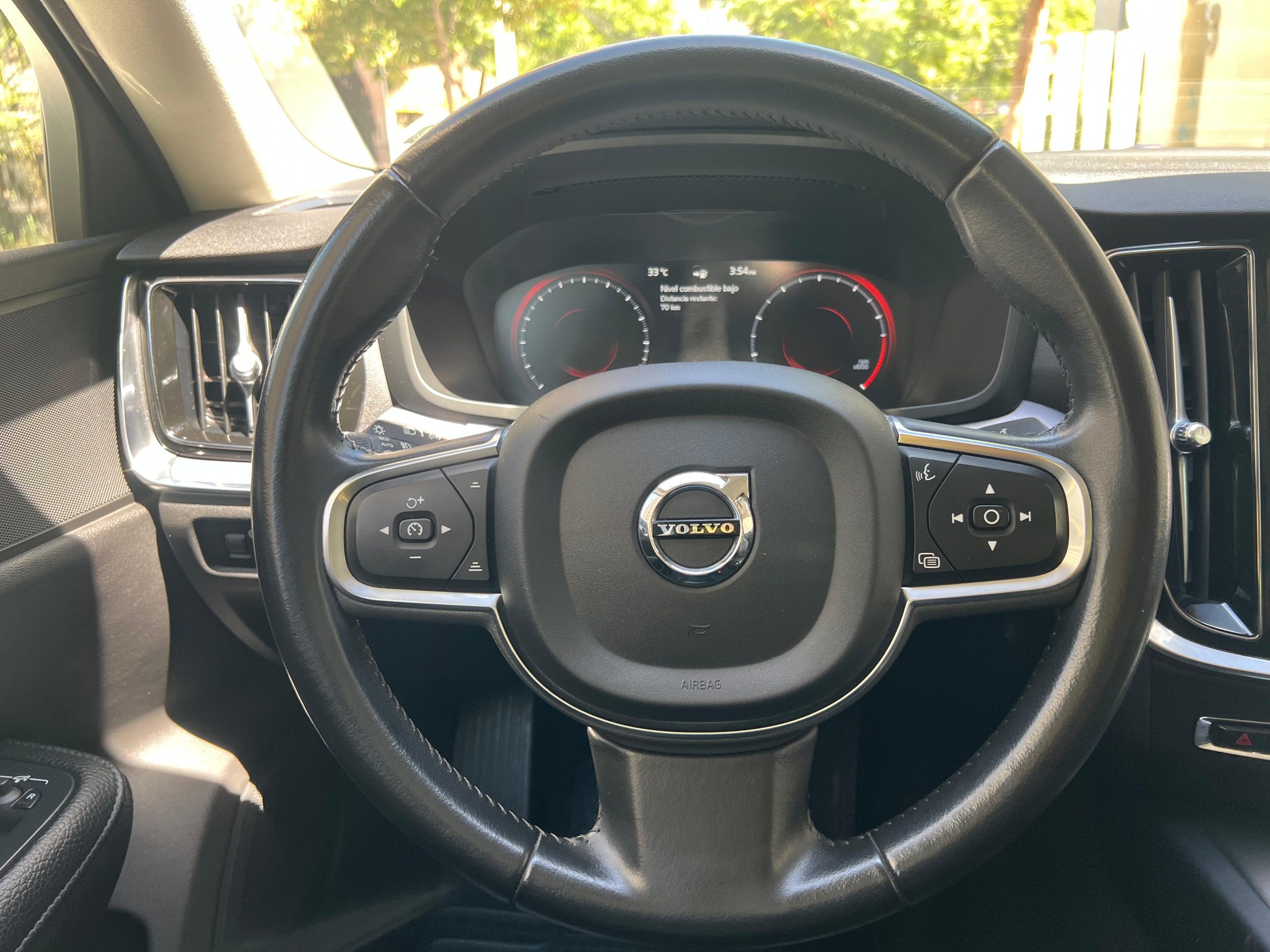 Volvo S60 — foto 12 de 19