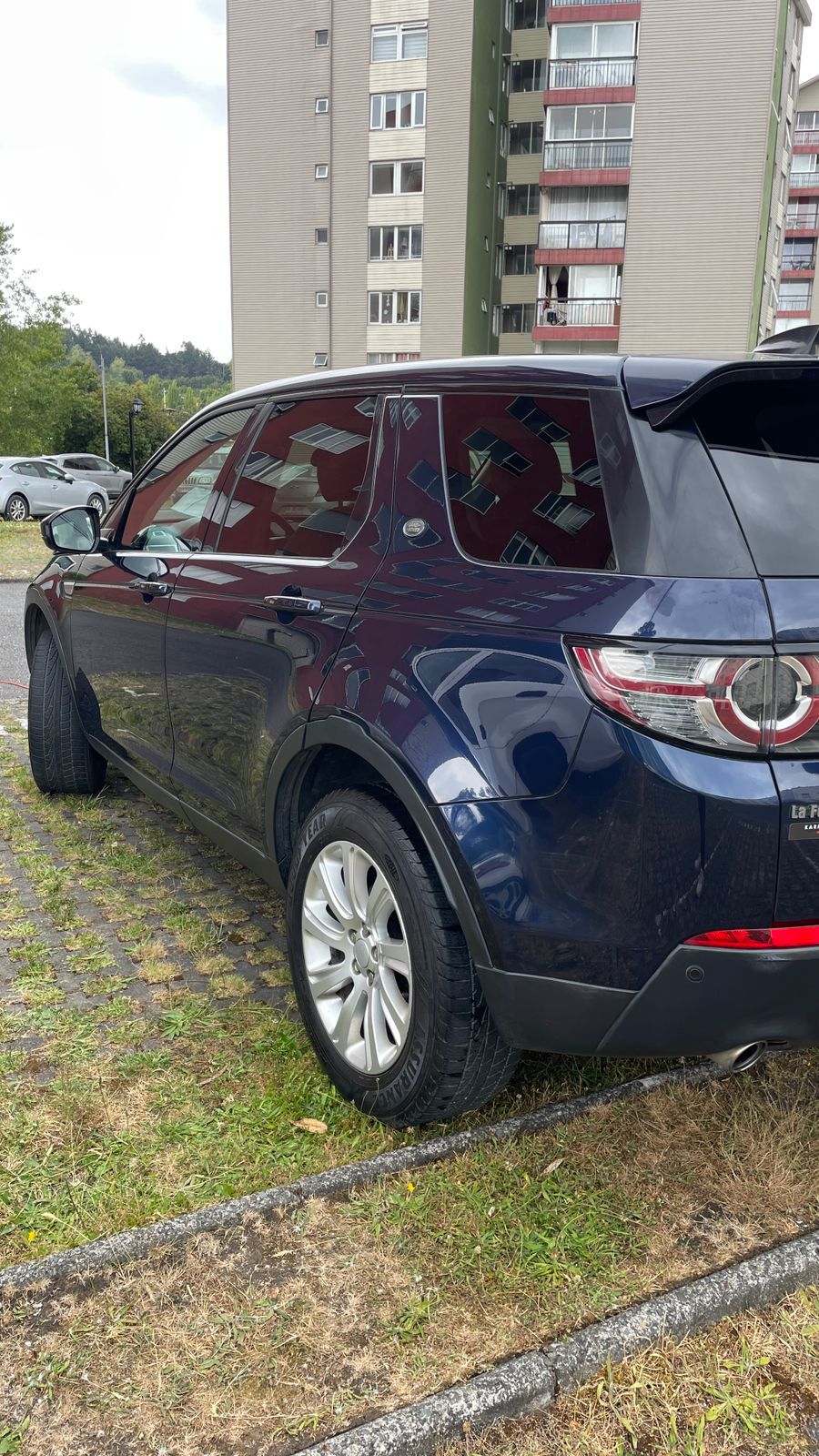 Land Rover Discovery — foto 4 de 11