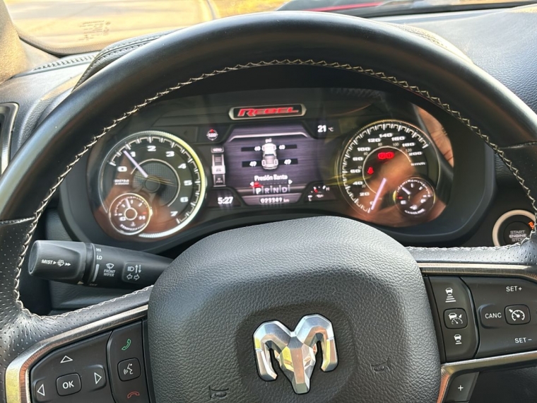 RAM 1500 — foto 3 de 12