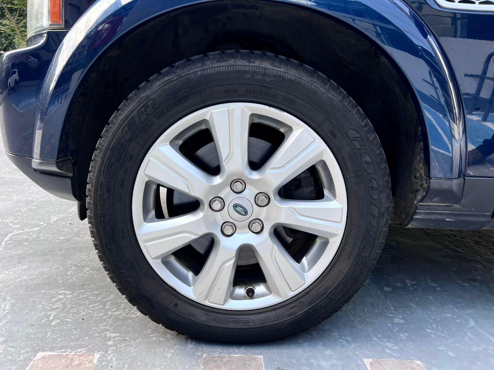 Land Rover Discovery — foto 16 de 20