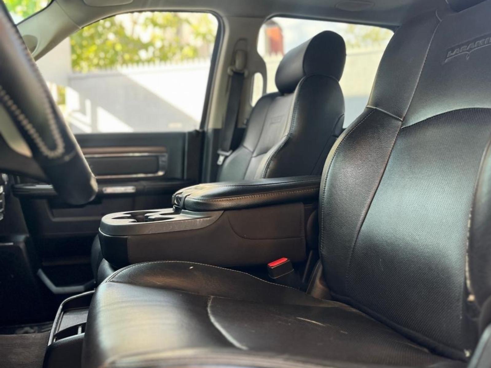 Dodge Ram 1500 — foto 6 de 18