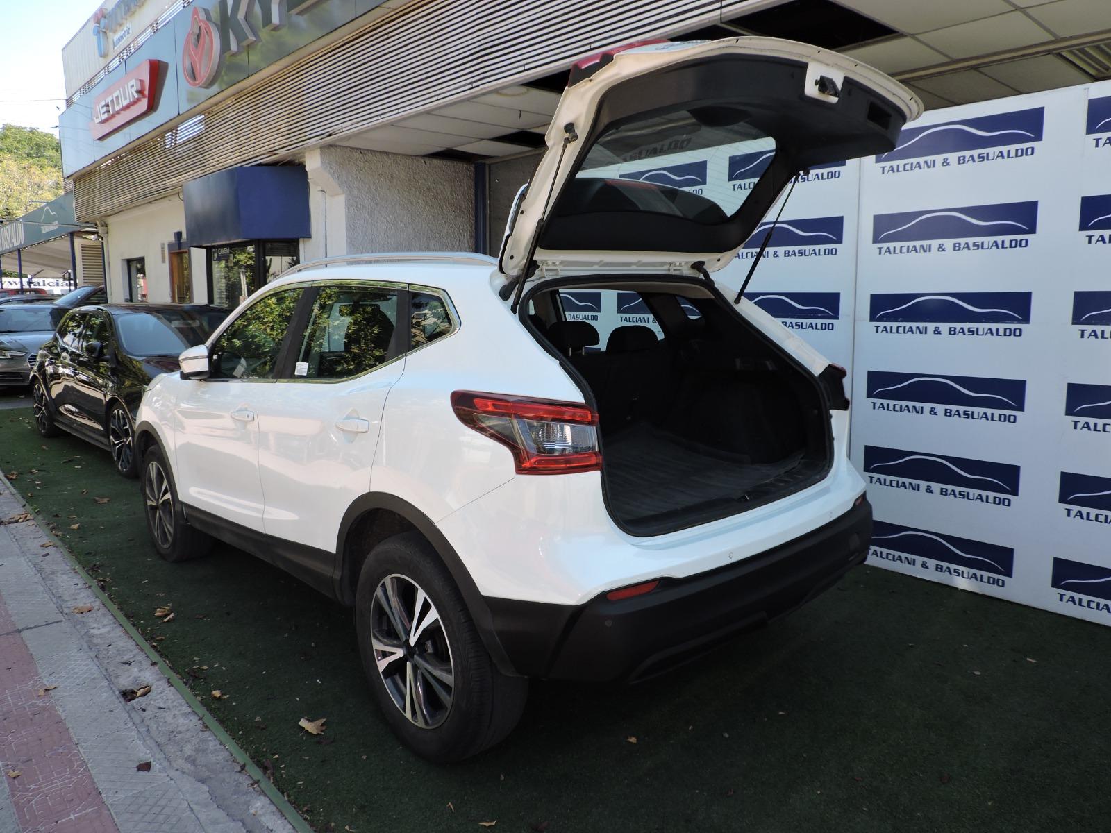 Nissan Qashqai — foto 4 de 14