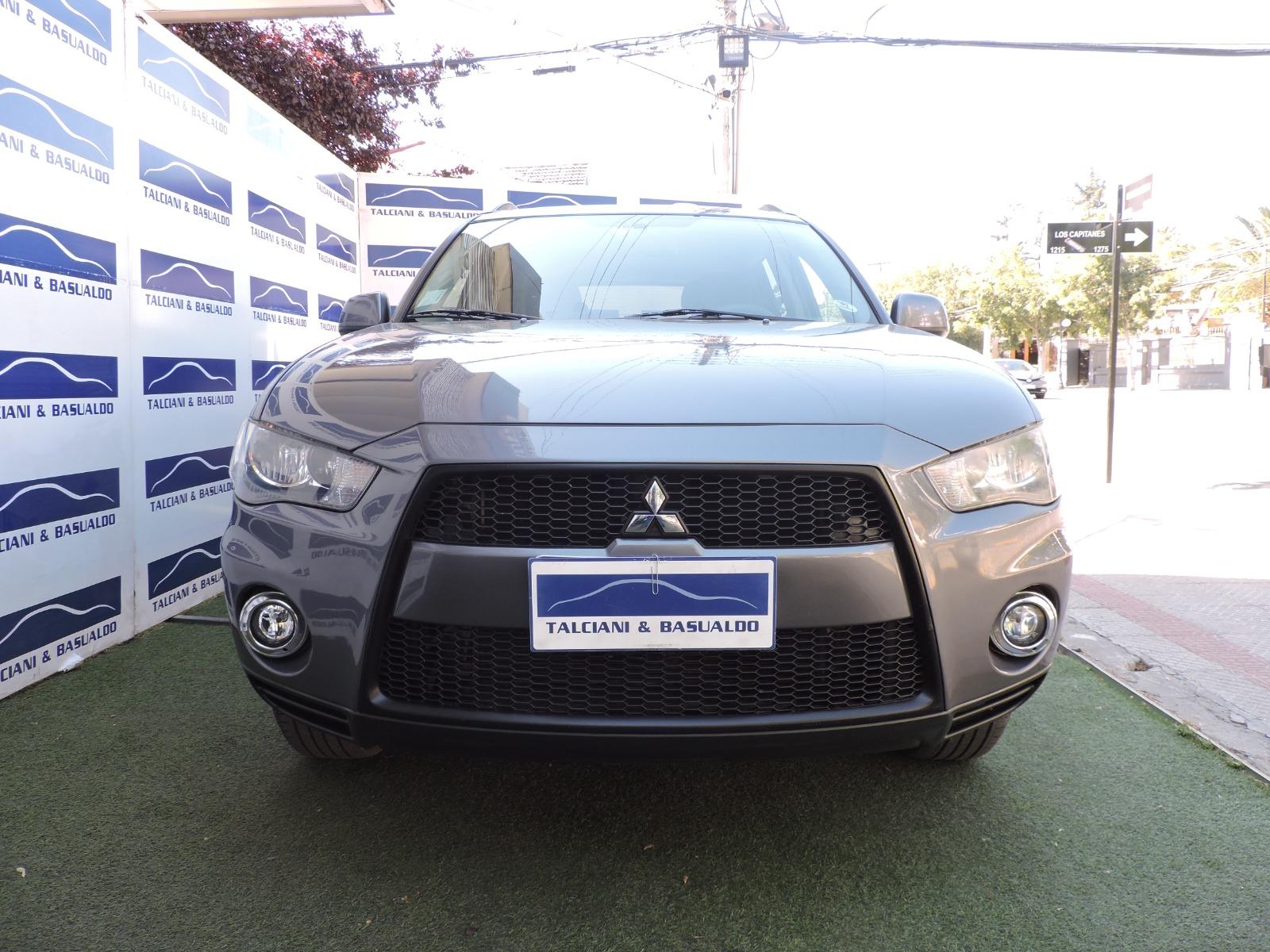 Mitsubishi New Outlander — foto 3 de 15