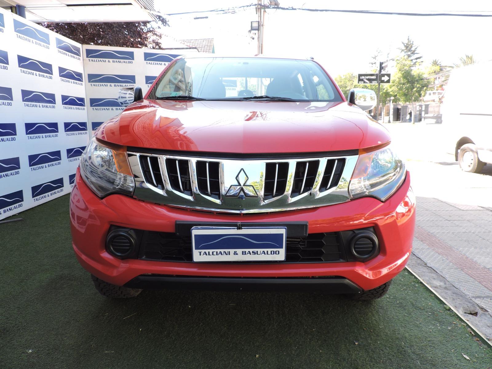 Mitsubishi L200 — foto 2 de 12