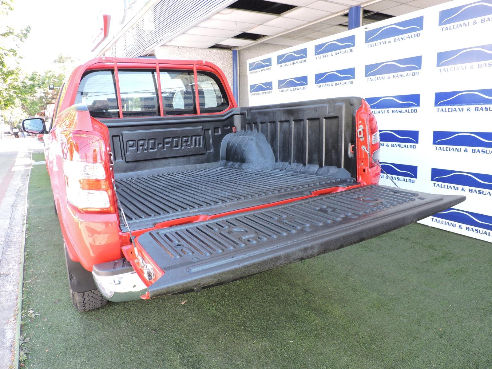 Mitsubishi L200 — foto 5 de 12