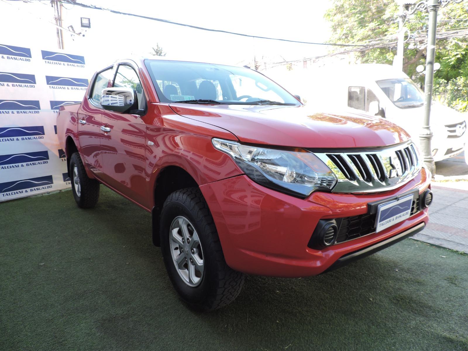 Mitsubishi L200 — foto 3 de 12