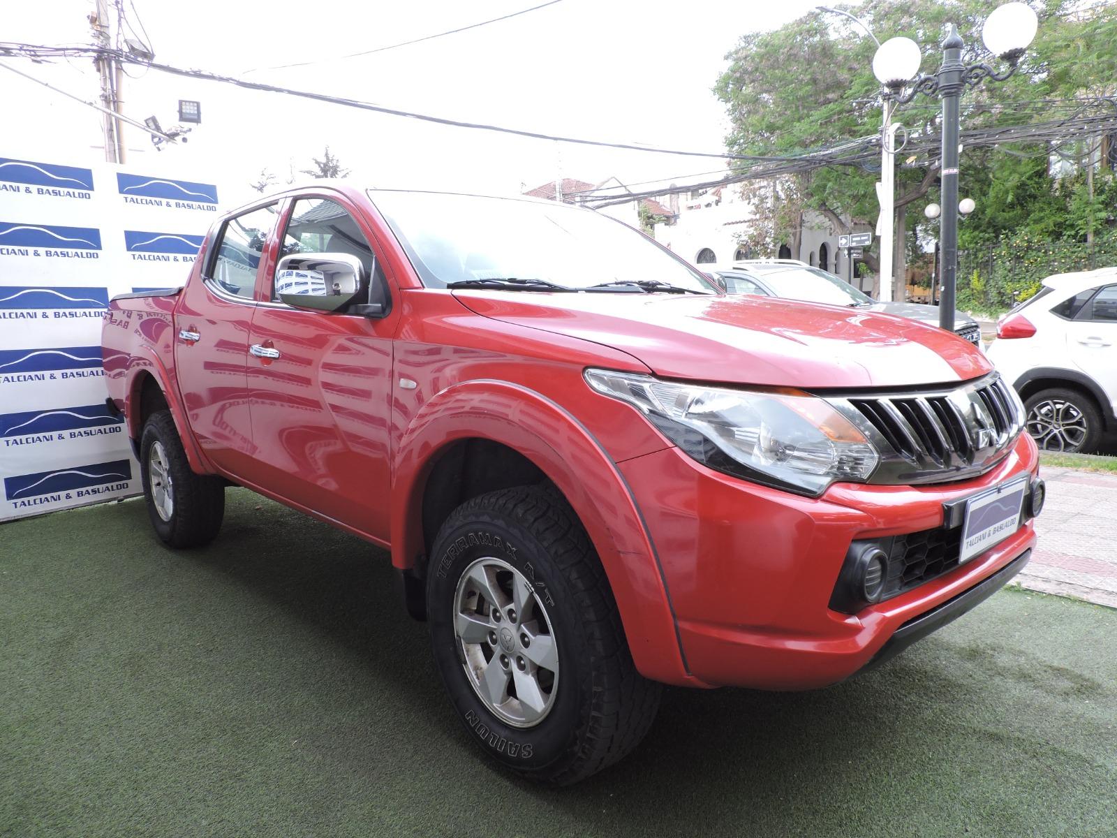 Mitsubishi L200 — foto 2 de 18