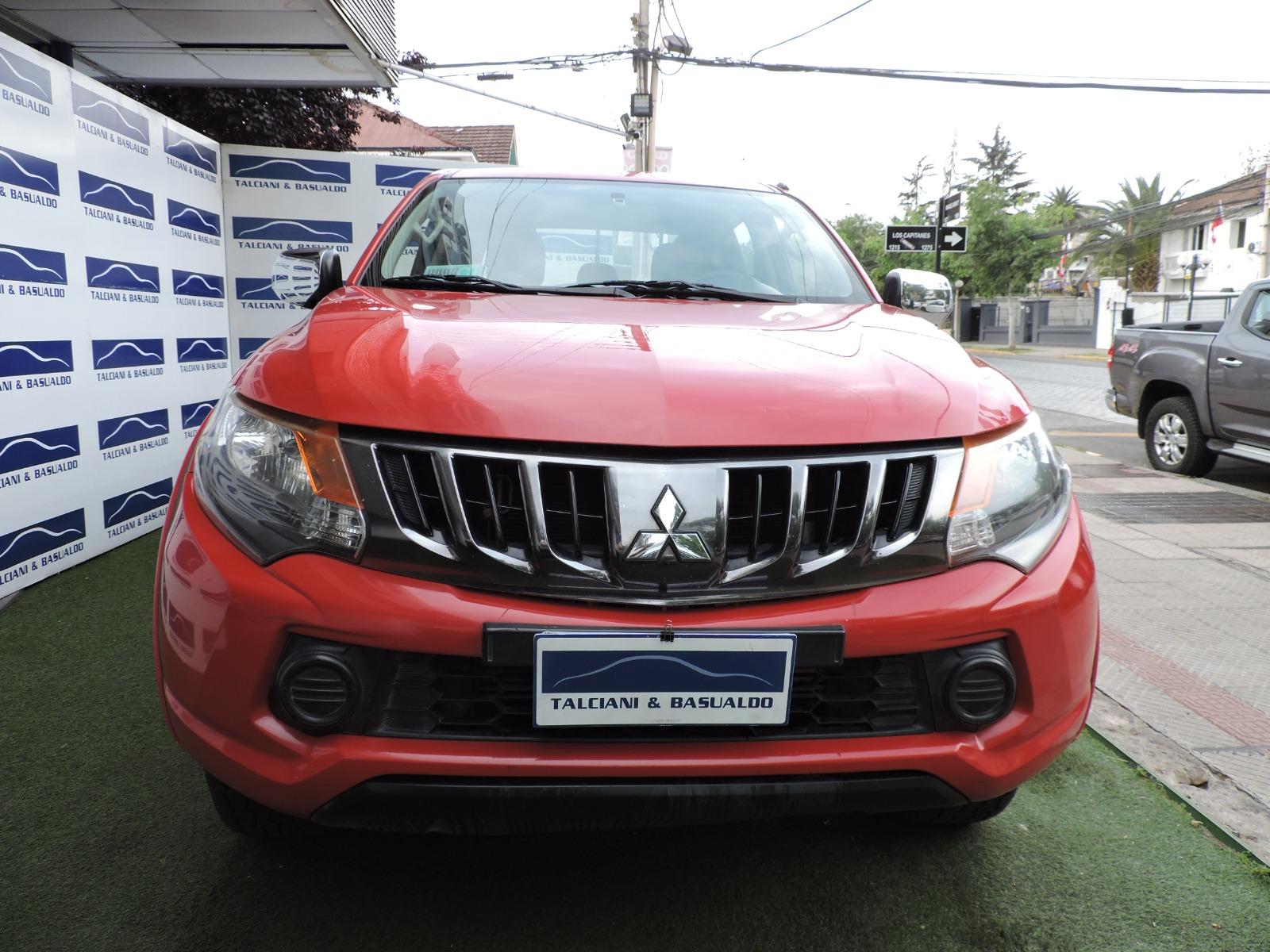 Mitsubishi L200 — foto 3 de 18