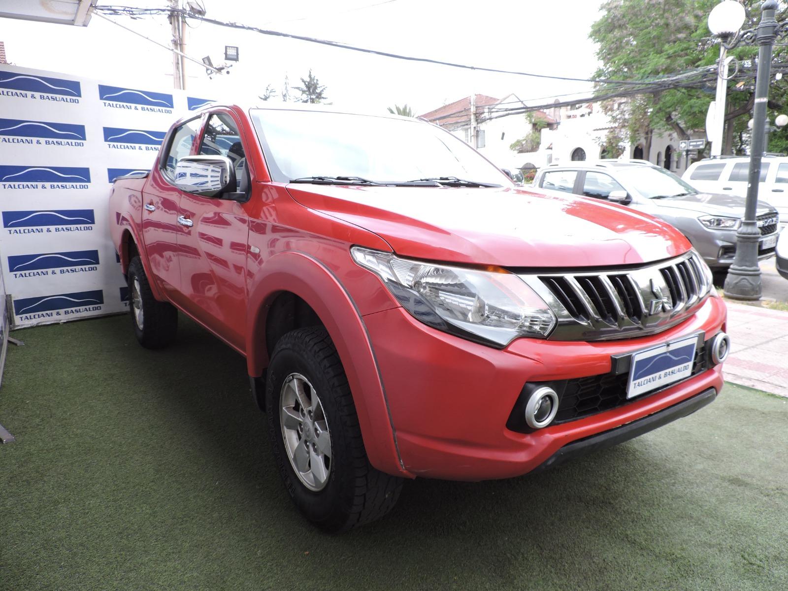 Mitsubishi L200 — foto 2 de 14