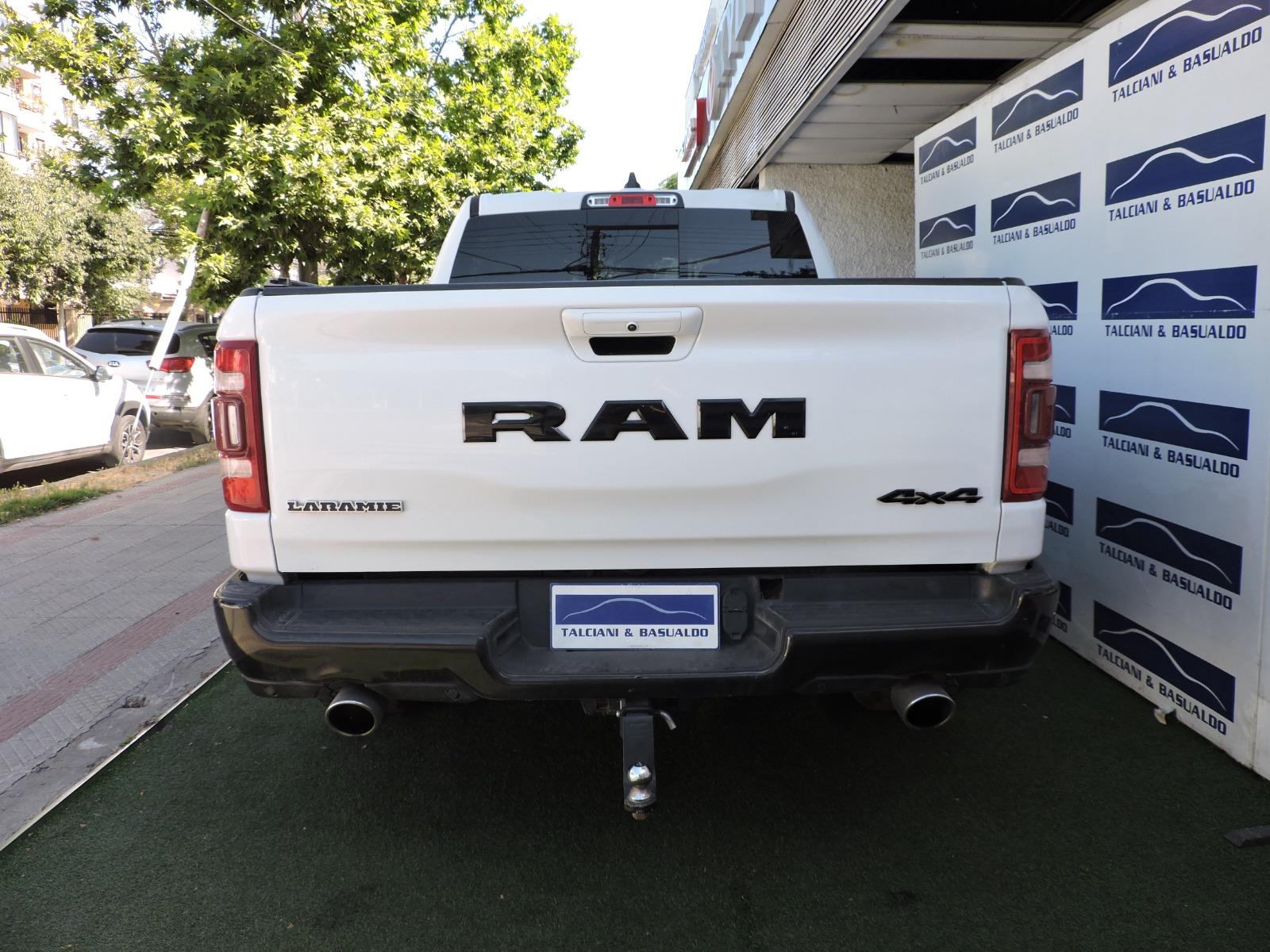 RAM 1500 — foto 18 de 20