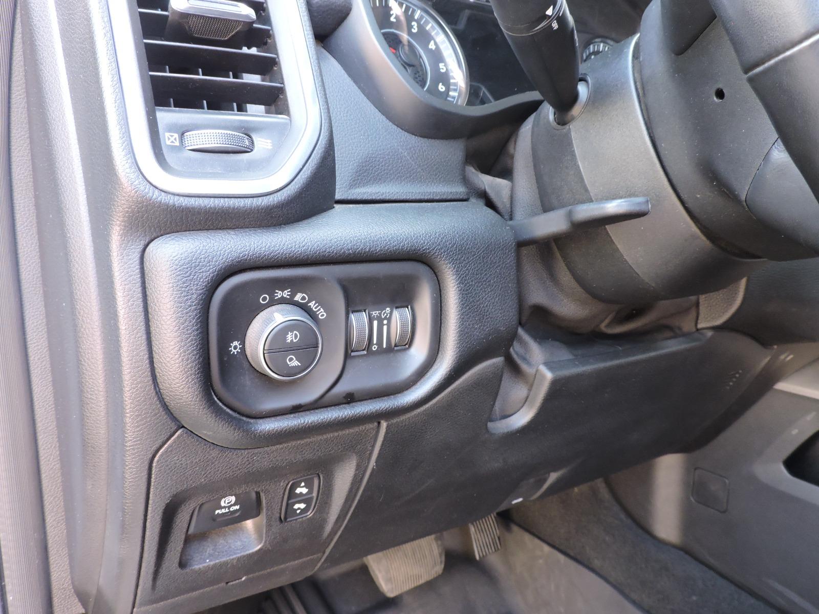 RAM 1500 — foto 13 de 20