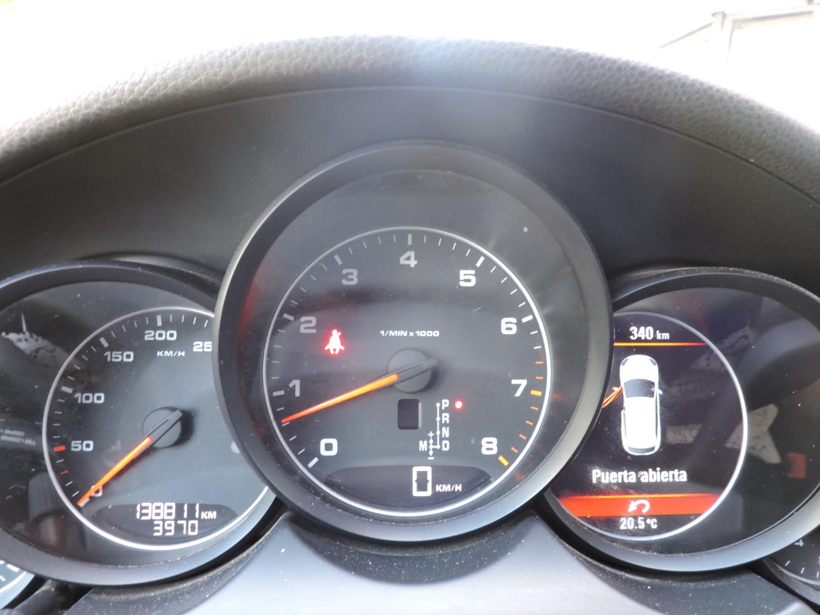 Porsche Cayenne — foto 20 de 20