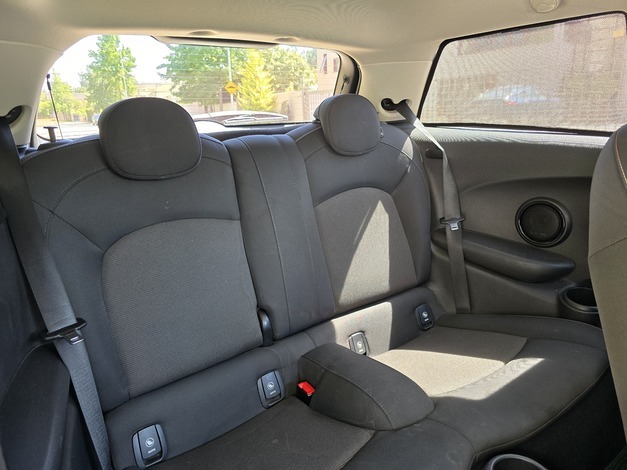 MINI Cooper — foto 11 de 15