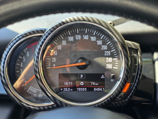 MINI Cooper — foto 5 de 15