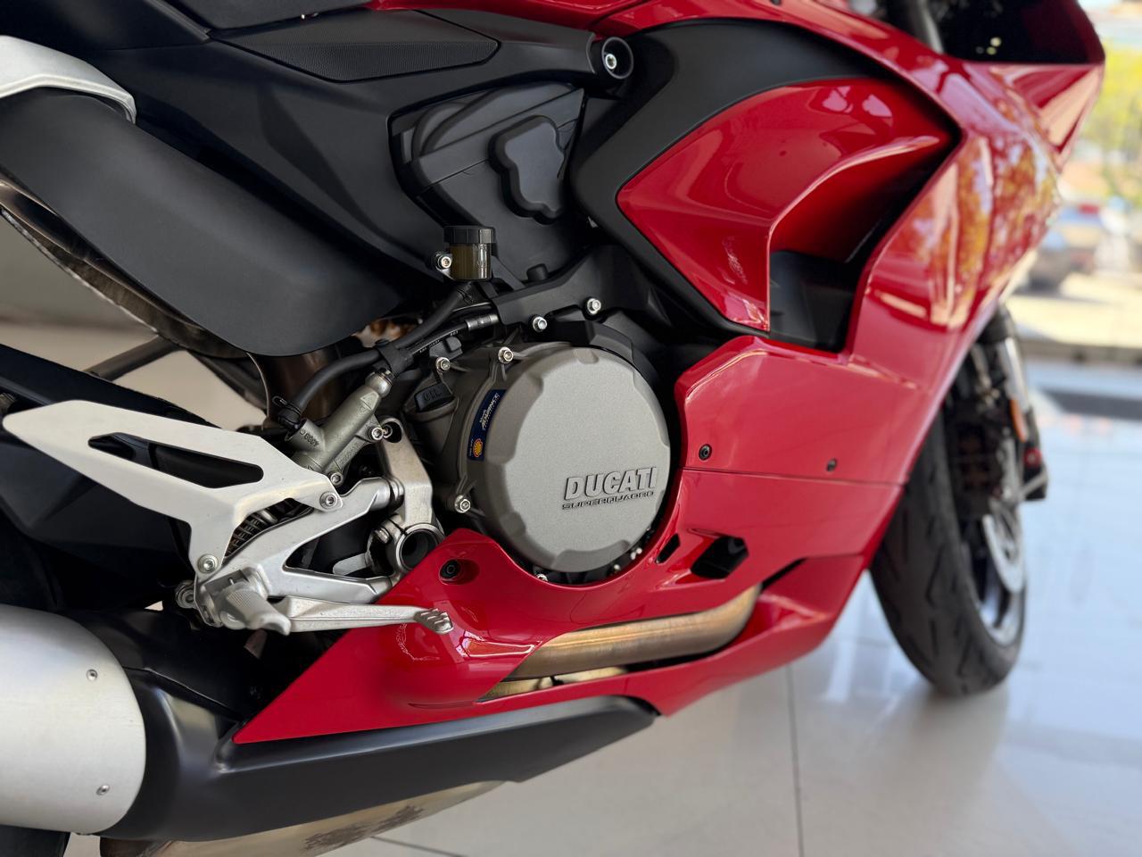 Ducati Panigale V2 — foto 6 de 7
