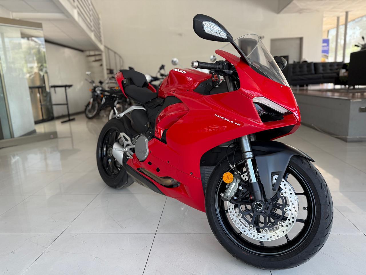 Ducati Panigale V2