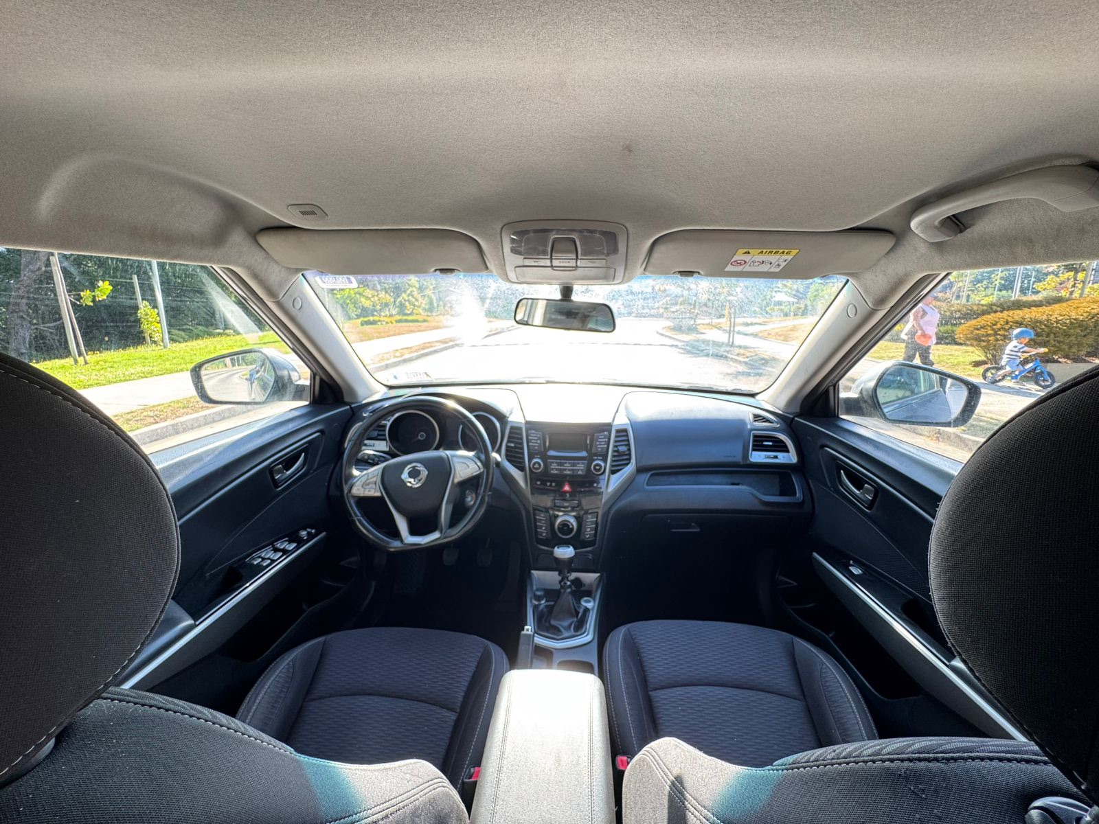 SsangYong Tivoli — foto 9 de 10