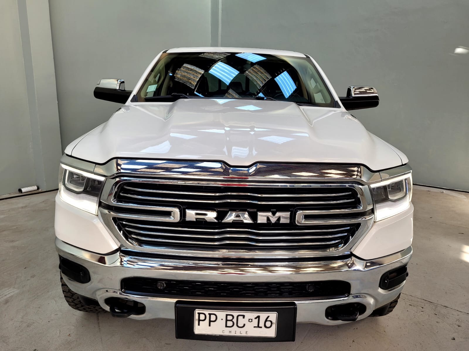 Dodge Ram 1500 — foto 3 de 18