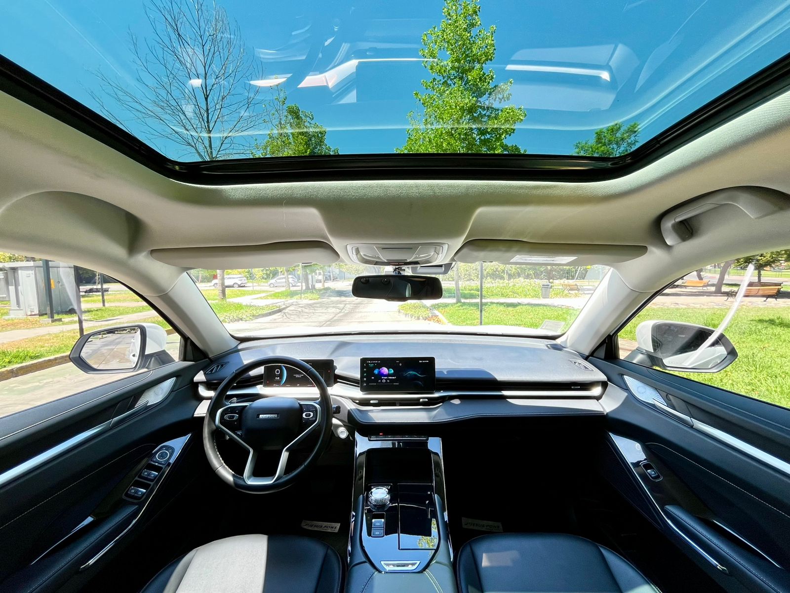 Haval H6 — foto 7 de 12