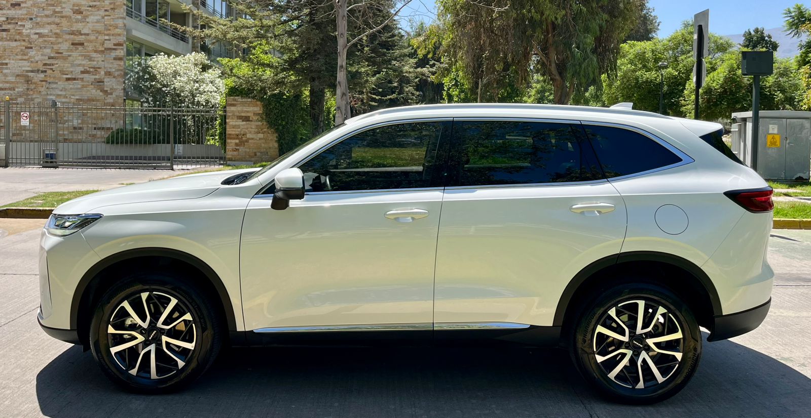 Haval H6 — foto 9 de 12