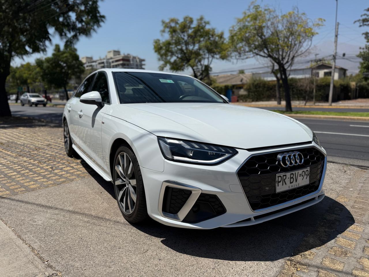 Audi A4 2021