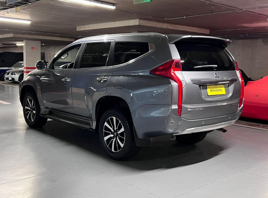 Mitsubishi Montero Sport 3 — foto 6 de 19