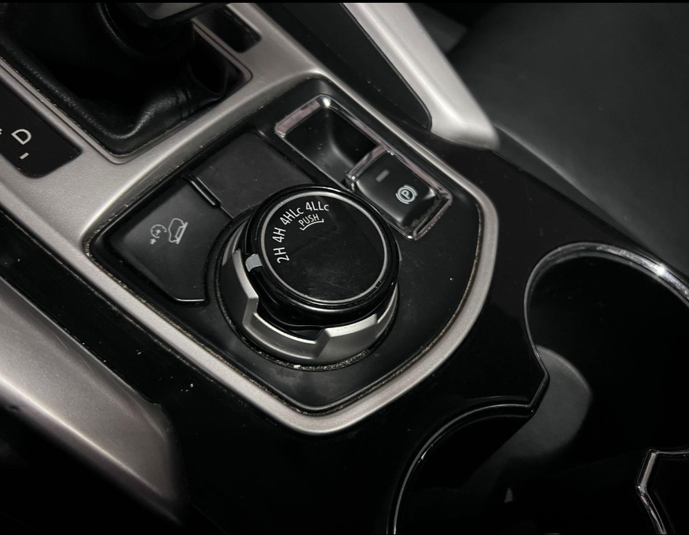 Mitsubishi Montero Sport 3 — foto 18 de 19