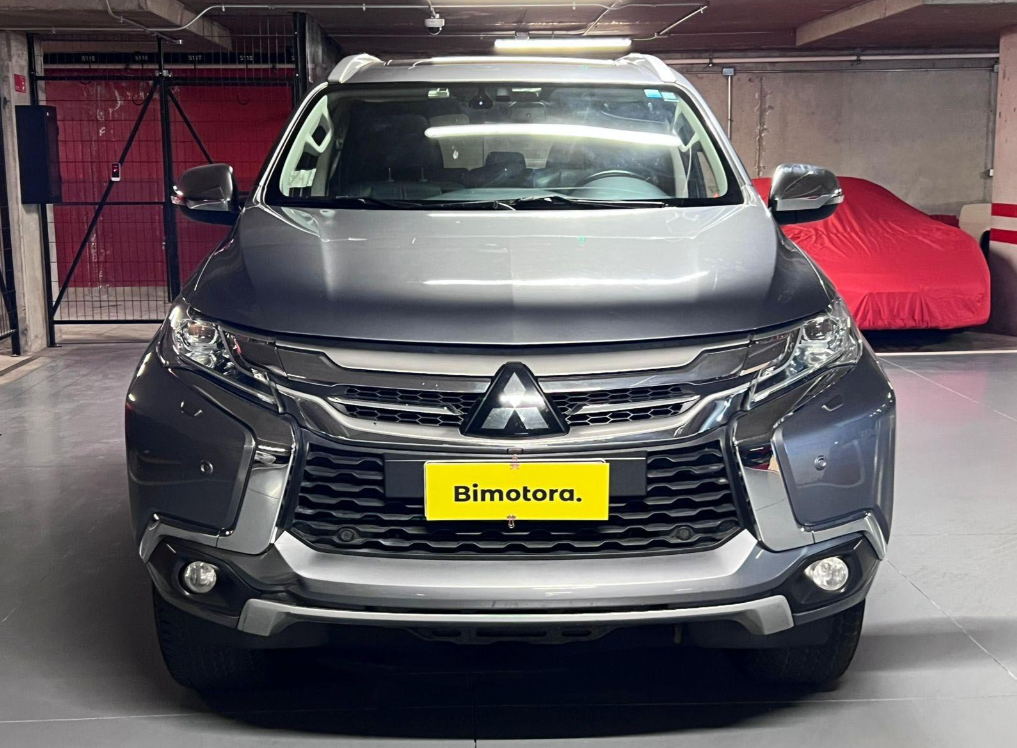Mitsubishi Montero Sport 3 — foto 2 de 19