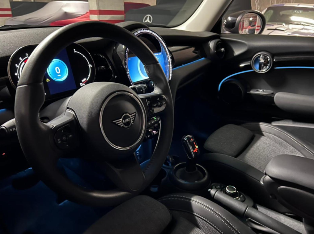MINI Cooper — foto 8 de 17