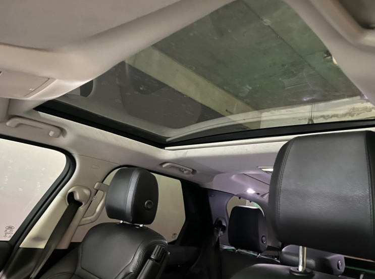Land Rover Discovery — foto 6 de 9