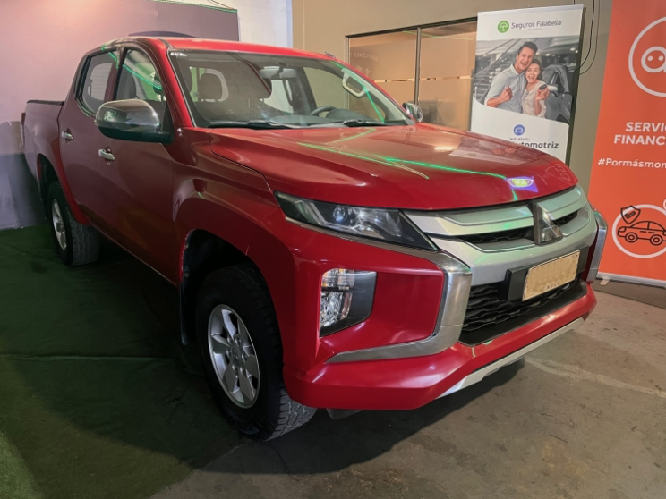 Mitsubishi L200 — foto 3 de 10