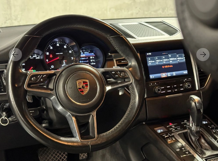 Porsche Macan — foto 12 de 17