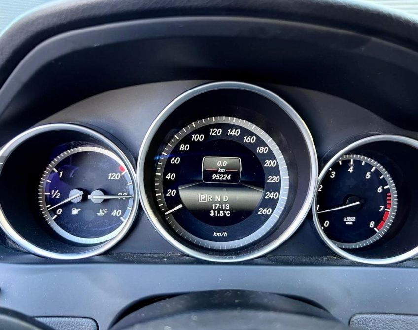 Mercedes-Benz C180 — foto 9 de 13