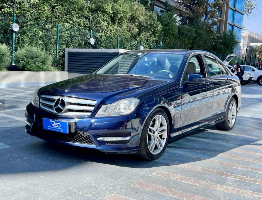 Mercedes-Benz C180