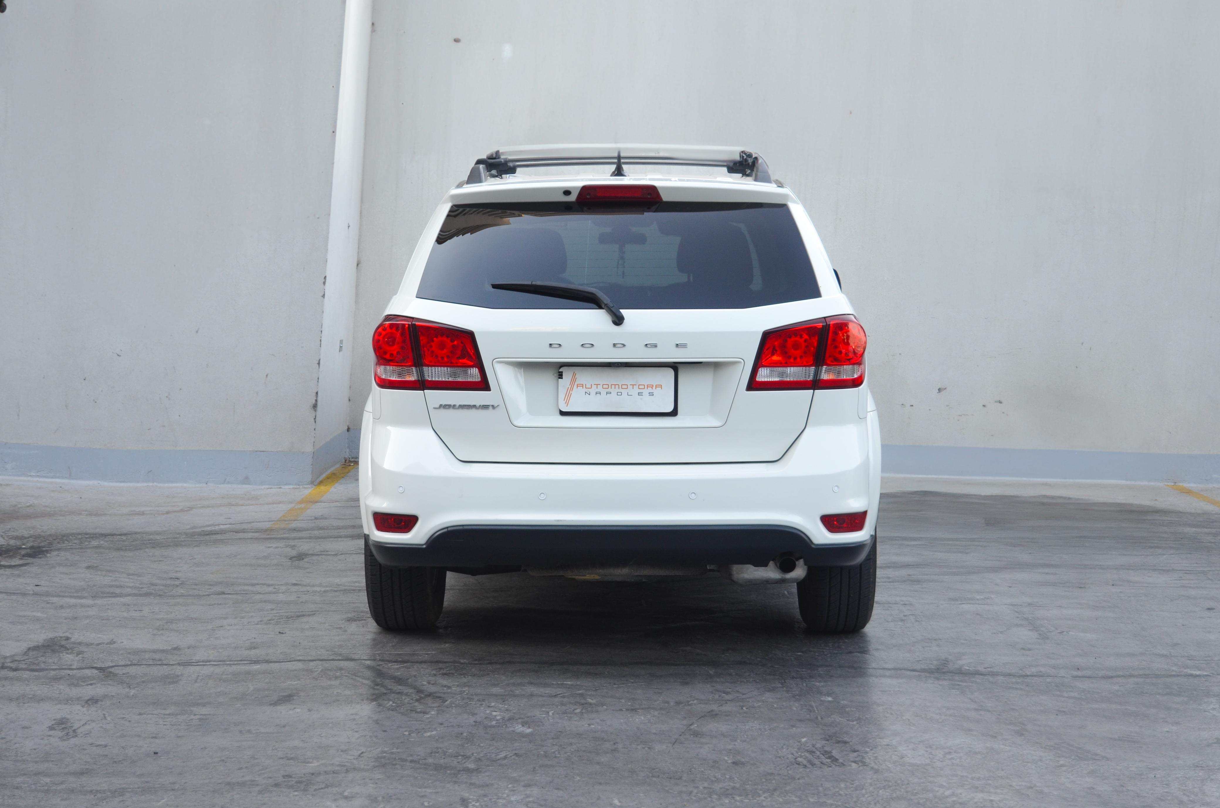 Dodge Journey — foto 9 de 9