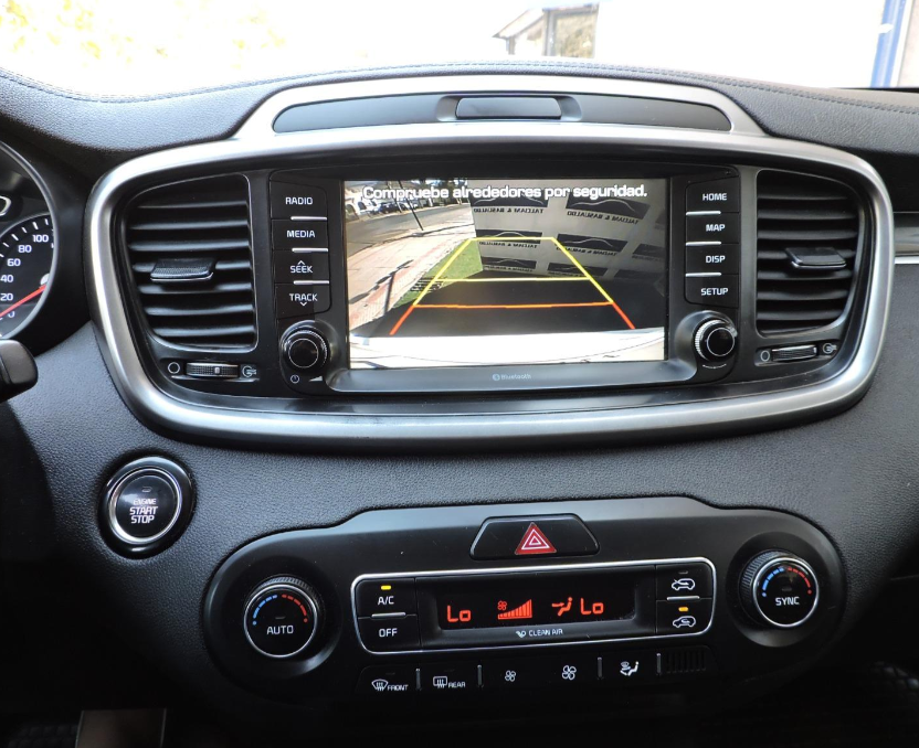 KIA Sorento — foto 15 de 20