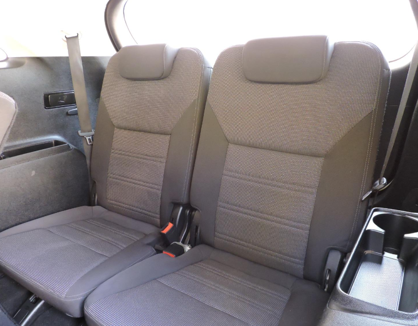 KIA Sorento — foto 18 de 20