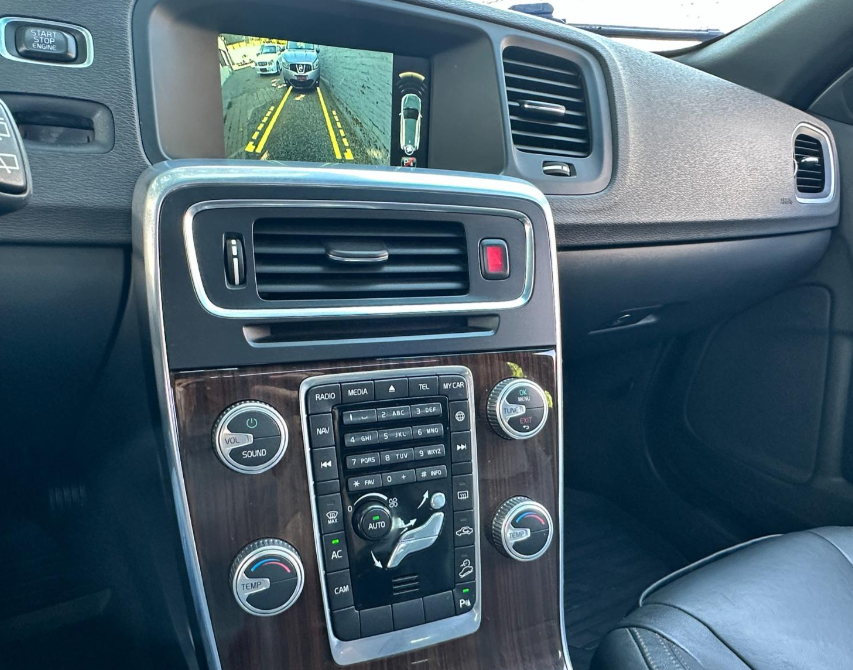 Volvo V60 — foto 6 de 9
