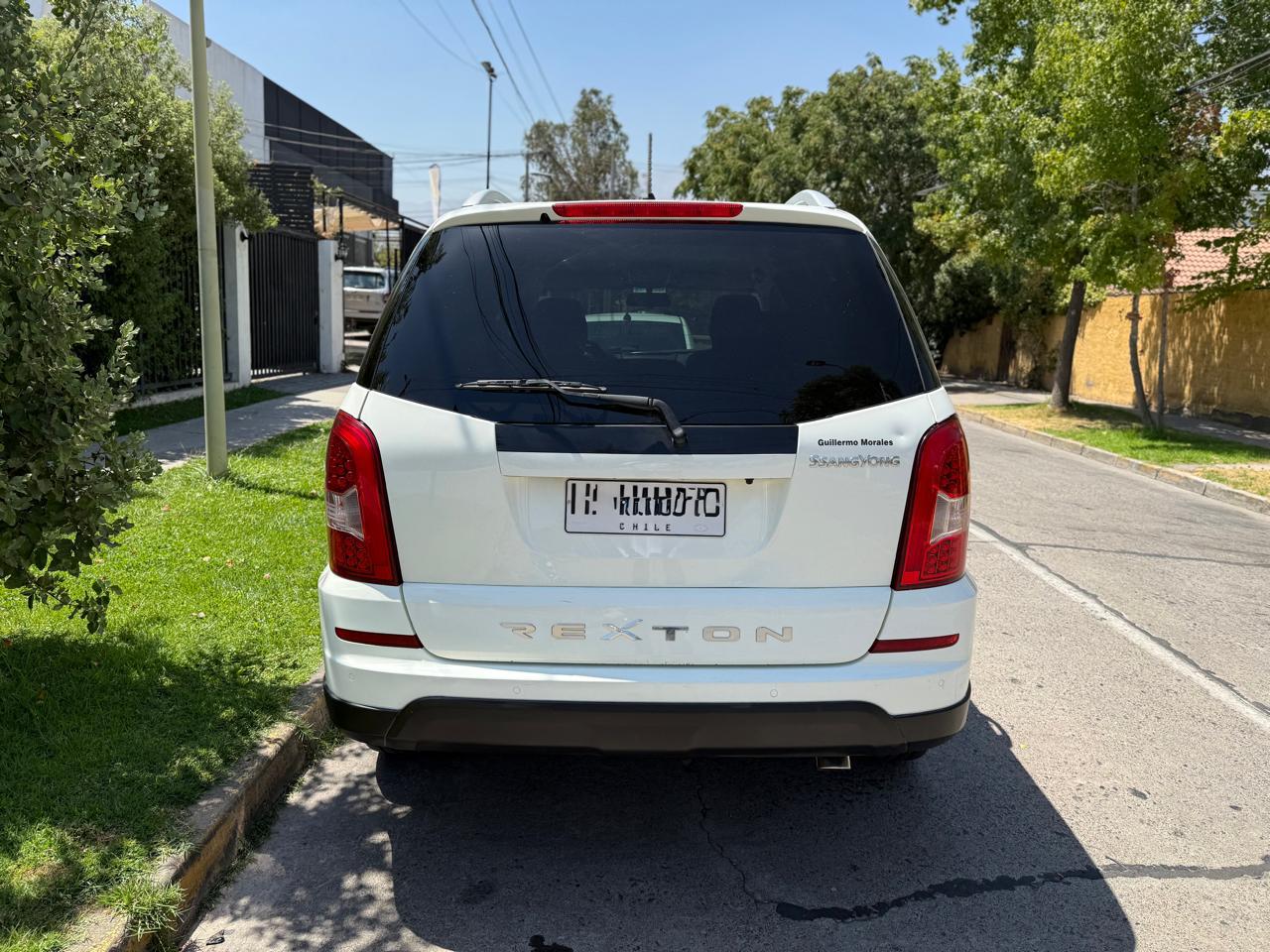 SsangYong Rexton — foto 6 de 16
