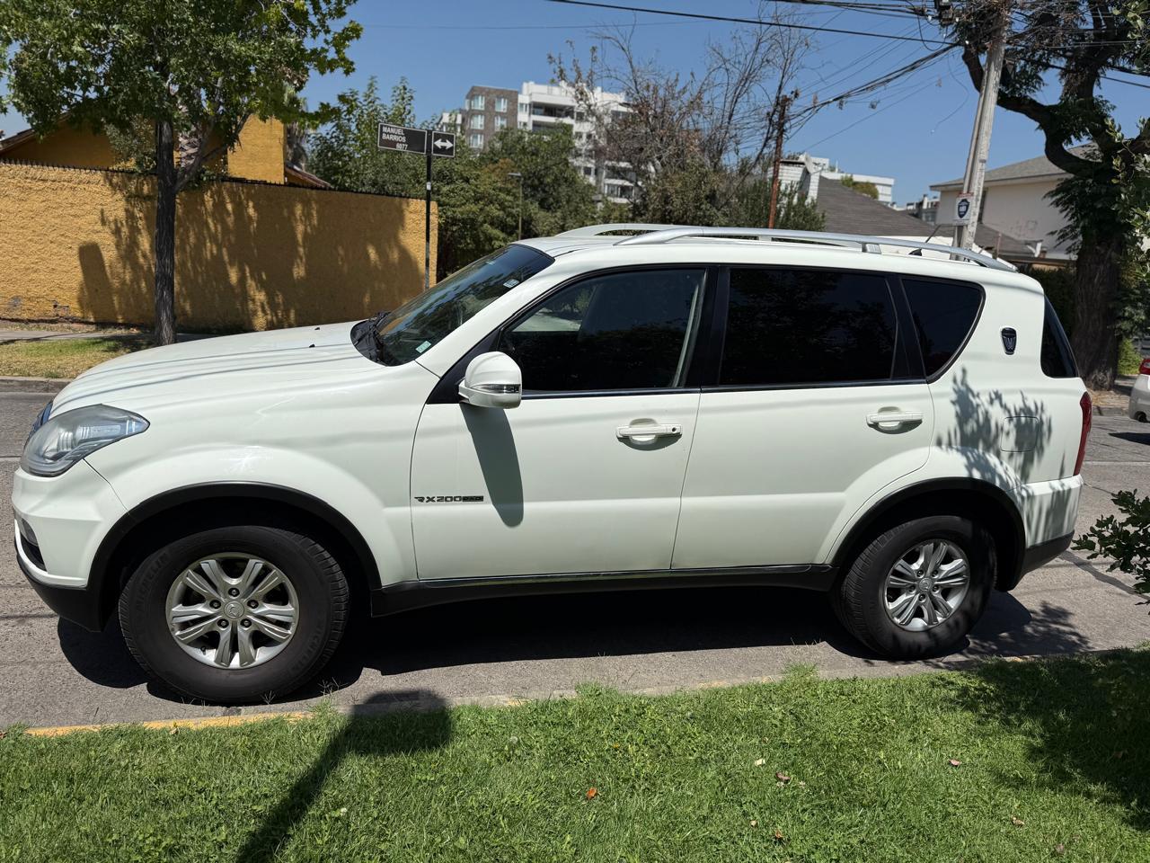 SsangYong Rexton — foto 3 de 16