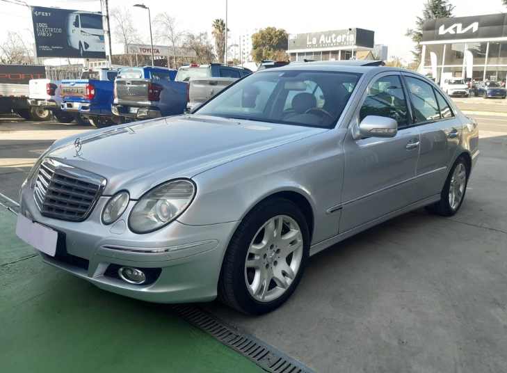 Mercedes-Benz E500