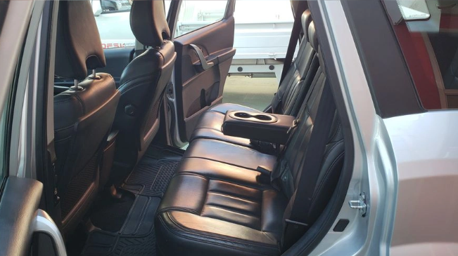 Mahindra Xuv500 — foto 12 de 16