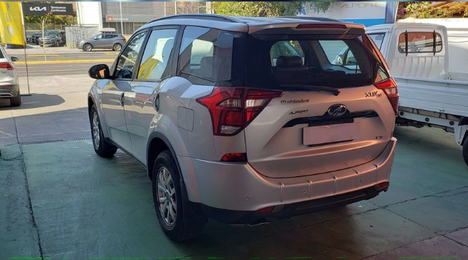 Mahindra Xuv500 — foto 3 de 16