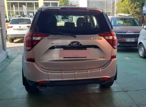 Mahindra Xuv500 — foto 6 de 16