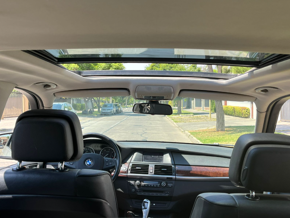 BMW X5 — foto 10 de 10