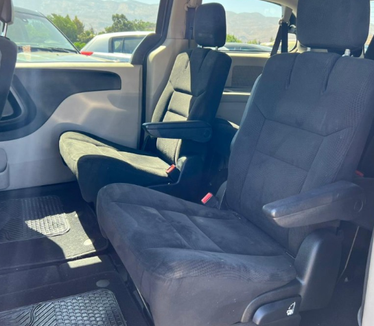 Dodge Grand Caravan — foto 8 de 10